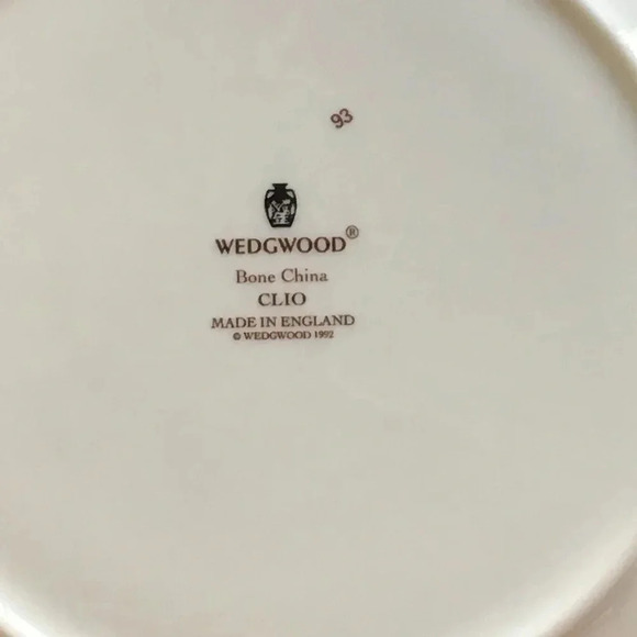 Wedgwood Bone China Salad Plate Floral Gold Trim Clio Pattern Vintage 90s - Picture 4 of 4